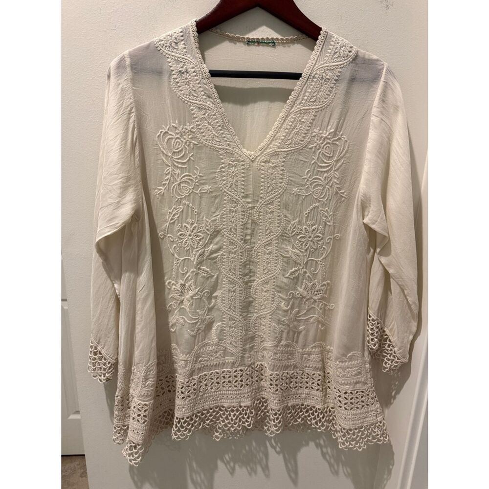 Johnny Was Cream Lace Trim Embroidered V-Neck Bohemian Cupro Tunic size Medium